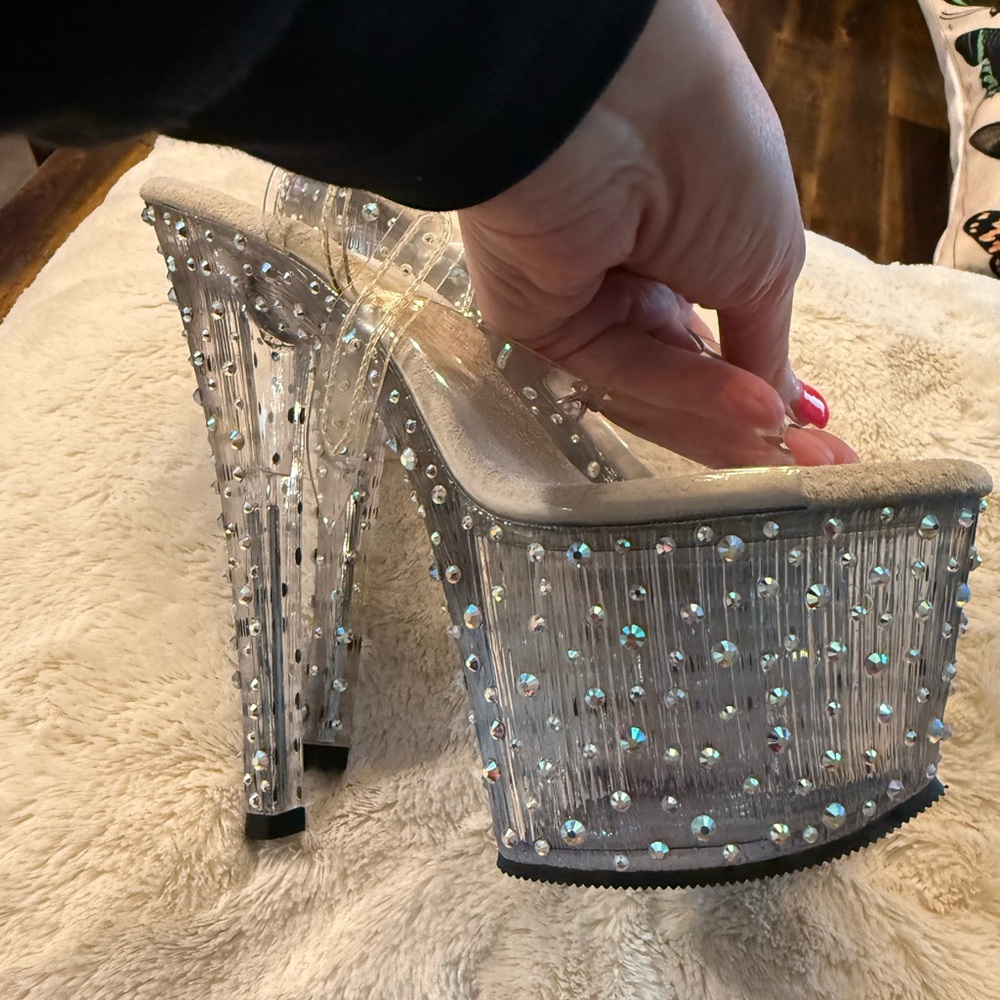 🔥 NWOT Pleaser Stardance Heels sz 7 Clear with Rhinestones! Sparkles Barbie✨ - Picture 8 of 11